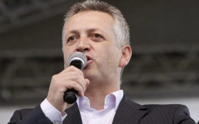 Firma lui Relu Fenechiu a primit fără licitație 24 de contracte publice de 5.350.443 de lei